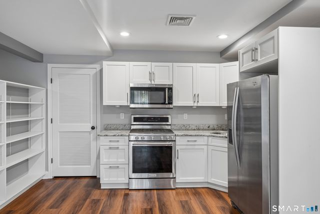 27 Nashville Rd Extension, Bethel, CT 06801