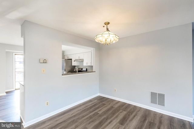 8425 MEADOW GREEN WAY, Gaithersburg, MD 20877