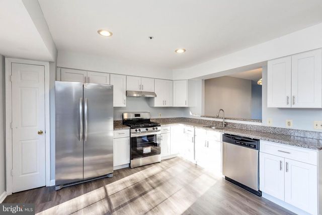 8425 MEADOW GREEN WAY, Gaithersburg, MD 20877