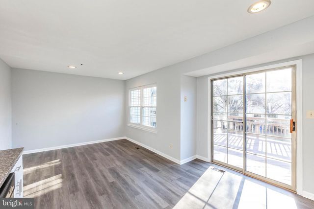 8425 MEADOW GREEN WAY, Gaithersburg, MD 20877