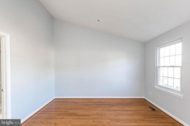 8425 MEADOW GREEN WAY, Gaithersburg, MD 20877