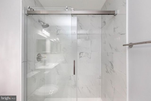 8425 MEADOW GREEN WAY, Gaithersburg, MD 20877