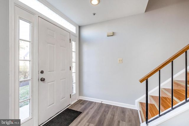 8425 MEADOW GREEN WAY, Gaithersburg, MD 20877