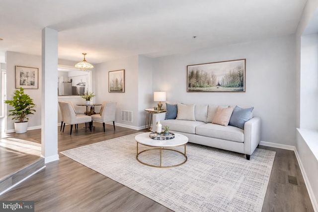 8425 MEADOW GREEN WAY, Gaithersburg, MD 20877