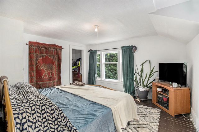 855 Us Highway 31, Scottville, MI 49454