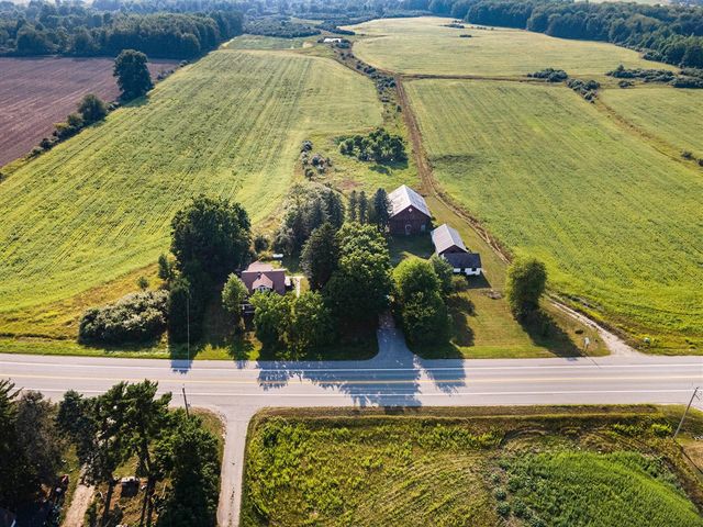 855 Us Highway 31, Scottville, MI 49454