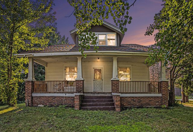 855 Us Highway 31, Scottville, MI 49454