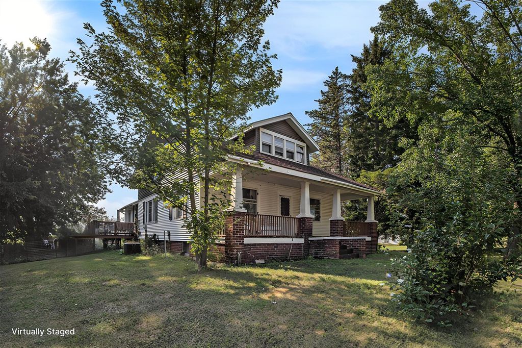 855 Us Highway 31, Scottville, MI 49454