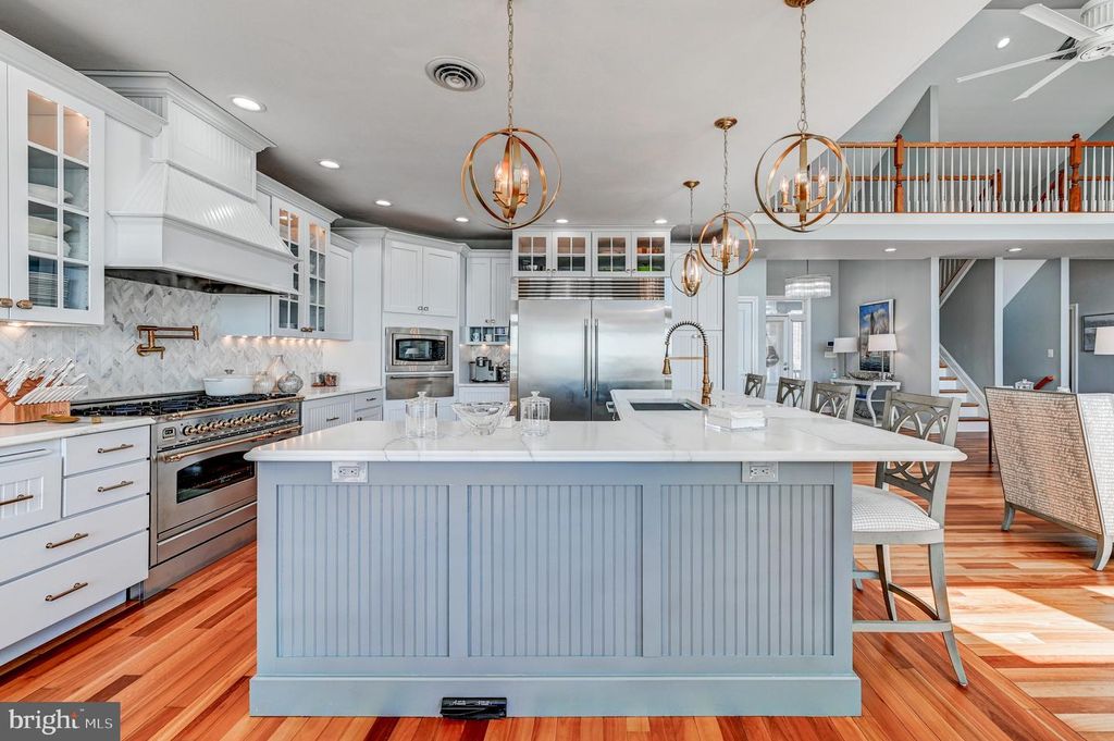 Image 18 of property listing at 3539 BAY DR, Baltimore, MD 21220