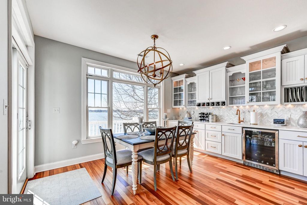 Image 20 of property listing at 3539 BAY DR, Baltimore, MD 21220