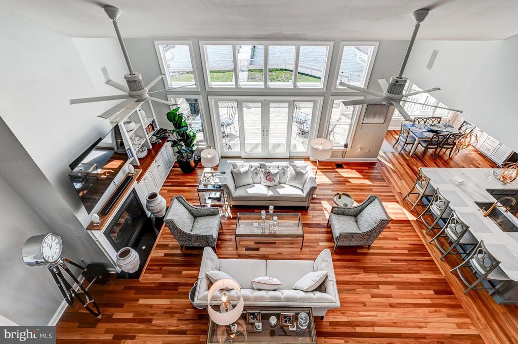 Image 47 of property listing at 3539 BAY DR, Baltimore, MD 21220