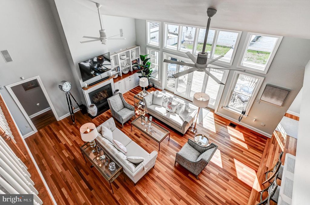 Image 48 of property listing at 3539 BAY DR, Baltimore, MD 21220