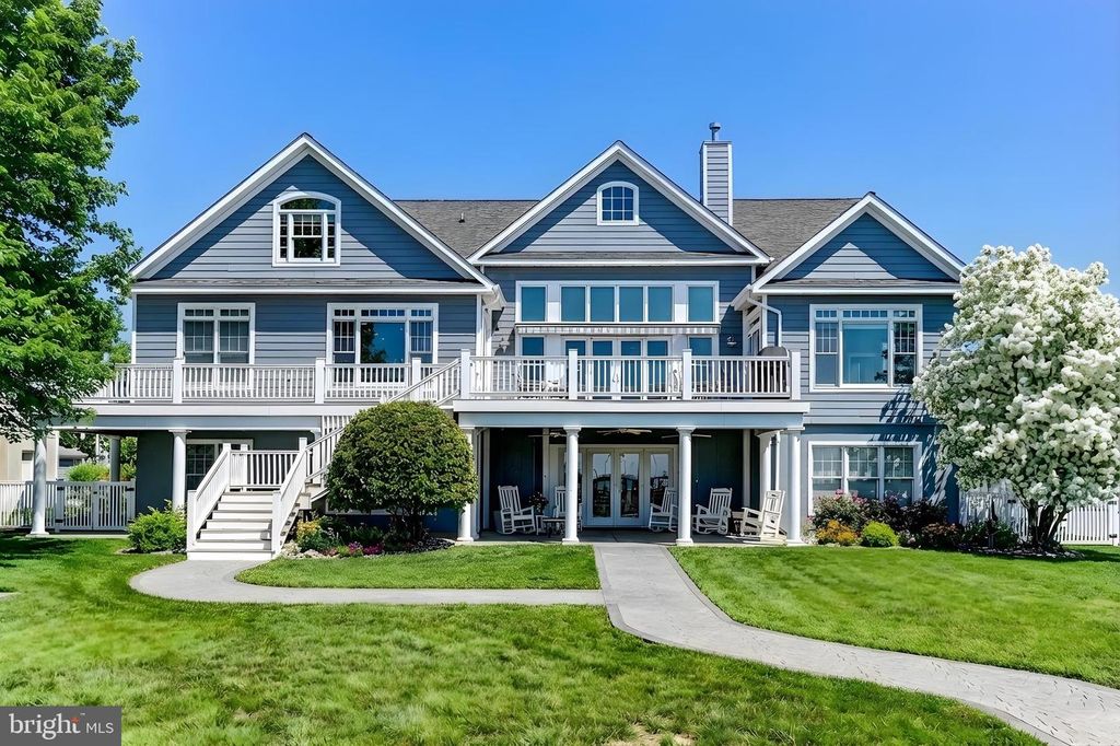 Image 55 of property listing at 3539 BAY DR, Baltimore, MD 21220