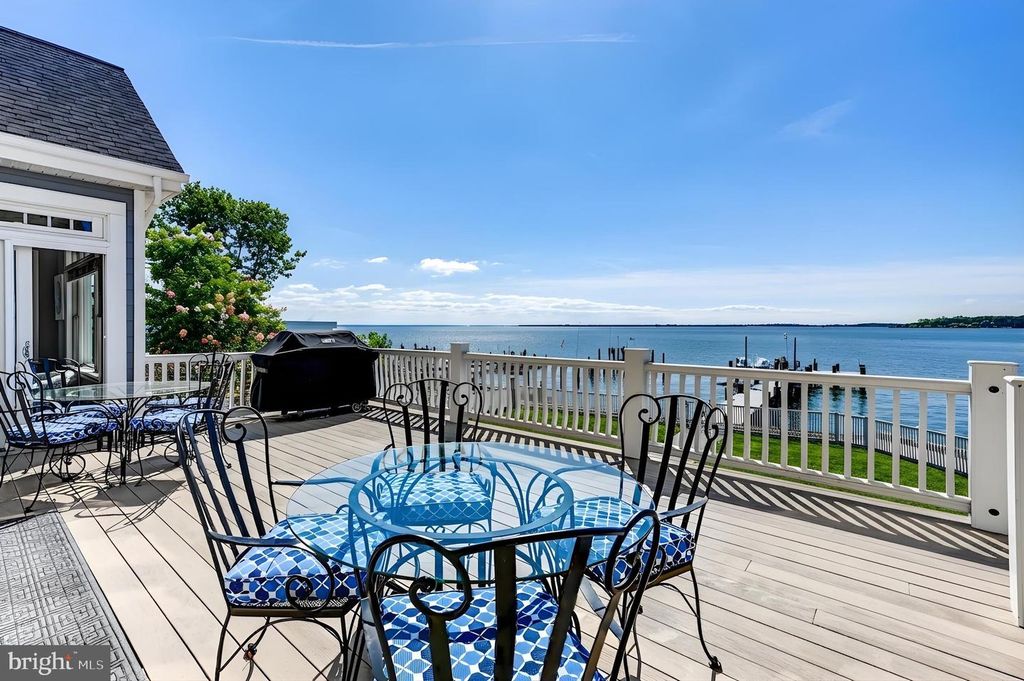 Image 56 of property listing at 3539 BAY DR, Baltimore, MD 21220