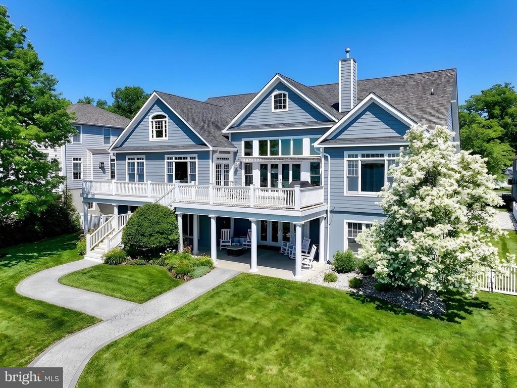 Image 57 of property listing at 3539 BAY DR, Baltimore, MD 21220