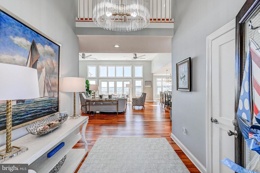 Image 6 of property listing at 3539 BAY DR, Baltimore, MD 21220