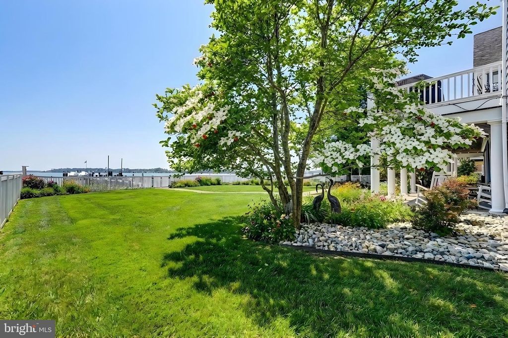 Image 62 of property listing at 3539 BAY DR, Baltimore, MD 21220