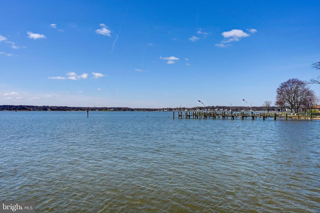 Image 67 of property listing at 3539 BAY DR, Baltimore, MD 21220