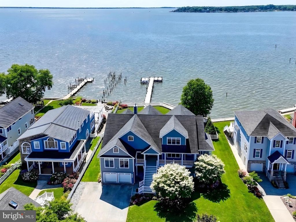 Image 75 of property listing at 3539 BAY DR, Baltimore, MD 21220