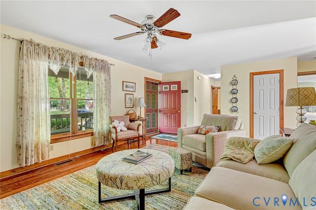 9294 Swannanoa Trl, Mechanicsville, VA 23116