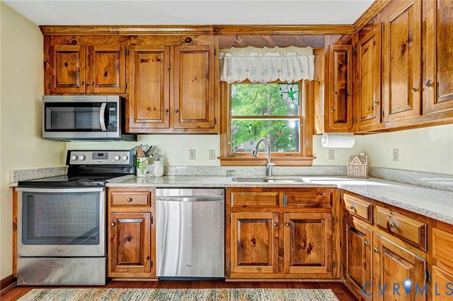 9294 Swannanoa Trl, Mechanicsville, VA 23116