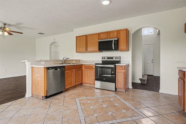 142 BIRMINGHAM DRIVE, Kissimmee, FL 34758