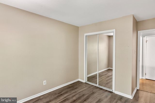 12 FAIRWAY COURT, Marlton, NJ 08053