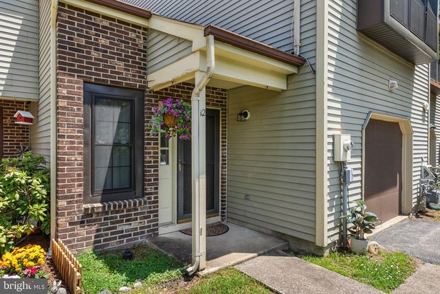 12 FAIRWAY COURT, Marlton, NJ 08053