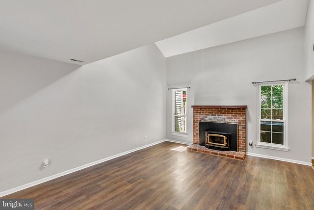12 FAIRWAY COURT, Marlton, NJ 08053