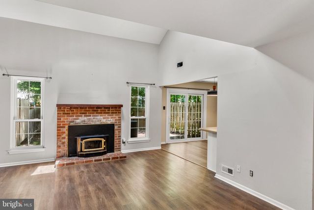 12 FAIRWAY COURT, Marlton, NJ 08053