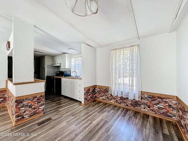 133 REAVES Avenue, Interlachen, FL 32148