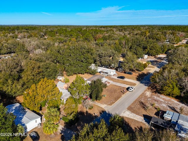 133 REAVES Avenue, Interlachen, FL 32148