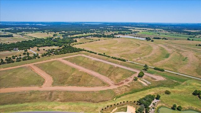 633 Sycamore Hills Loop, Gordonville, TX 76245