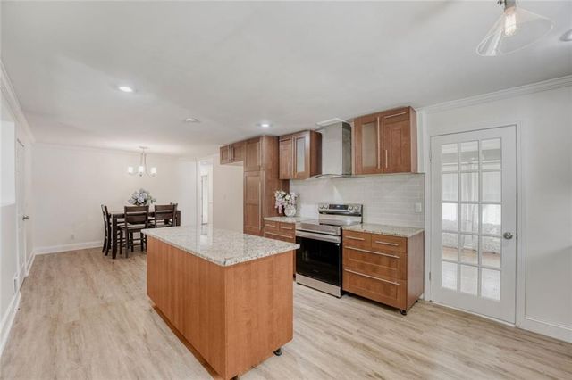 675 Collingwood Drive, Decatur, GA 30032