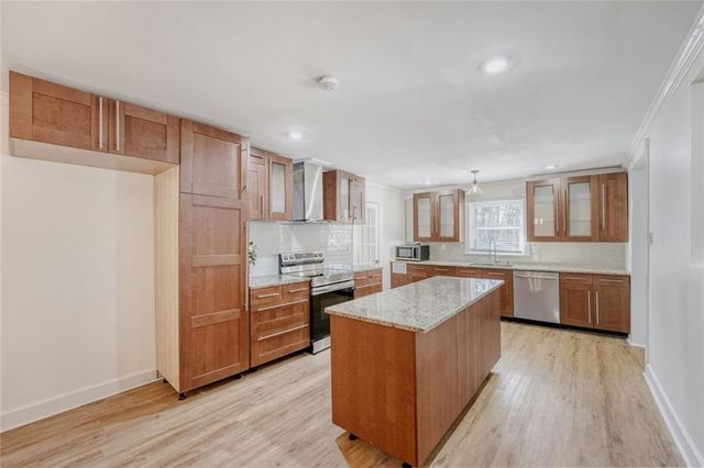 675 Collingwood Drive, Decatur, GA 30032