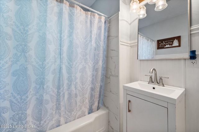 255 Webbmont Cir, Shelbyville, KY 40065