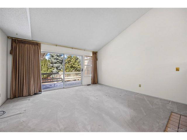 8233 S High Ct, Centennial, CO 80122