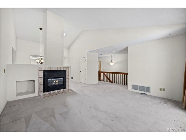 8233 S High Ct, Centennial, CO 80122