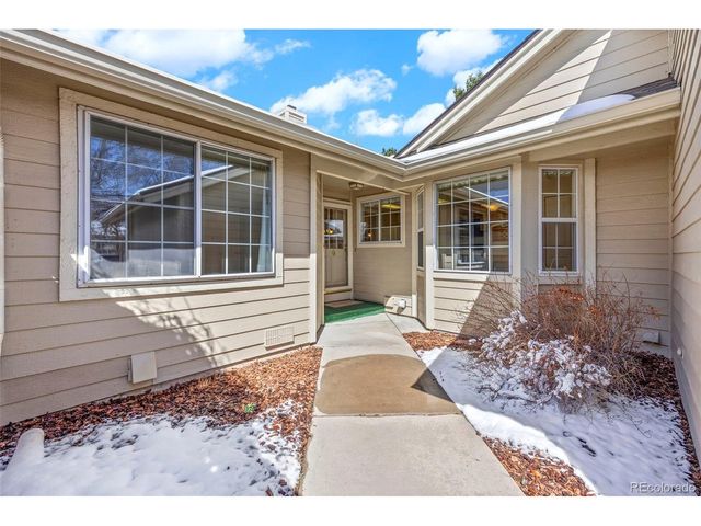 8233 S High Ct, Centennial, CO 80122