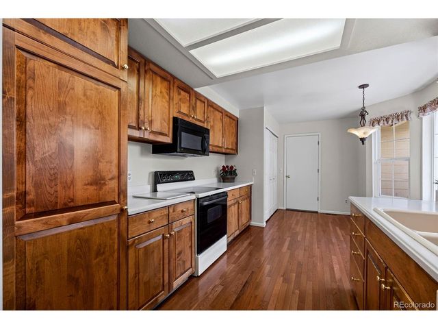 8233 S High Ct, Centennial, CO 80122