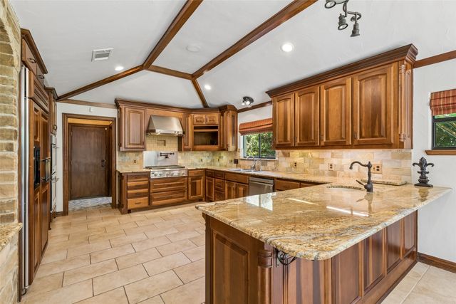 5435 Bent Tree Drive, Dallas, TX 75248