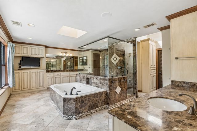 5435 Bent Tree Drive, Dallas, TX 75248