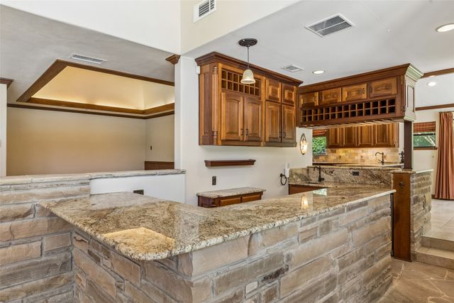 5435 Bent Tree Drive, Dallas, TX 75248