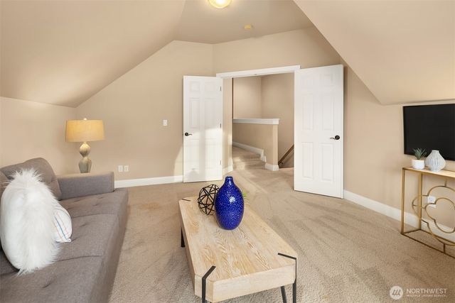 11868 174th Place NE, Redmond, WA 98052