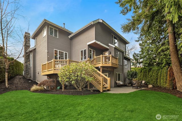 11868 174th Place NE, Redmond, WA 98052