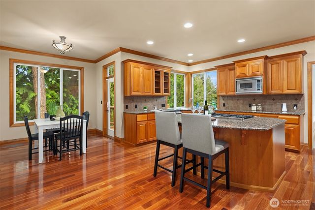 11868 174th Place NE, Redmond, WA 98052