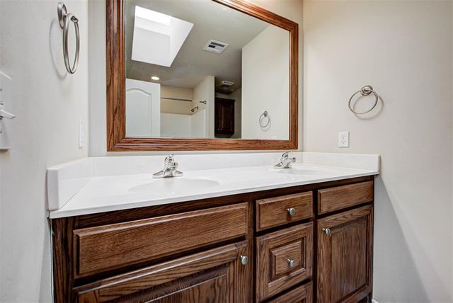 501 Crestland Drive, Norman, OK 73071