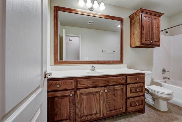 501 Crestland Drive, Norman, OK 73071