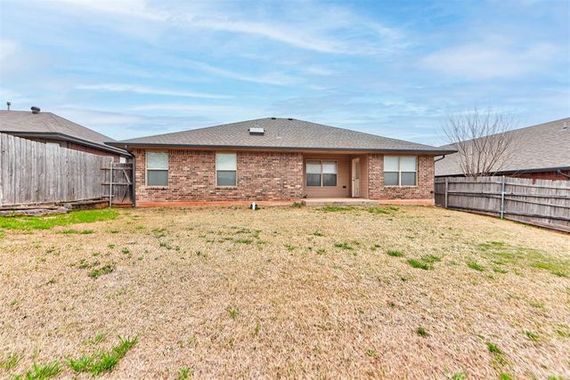 501 Crestland Drive, Norman, OK 73071