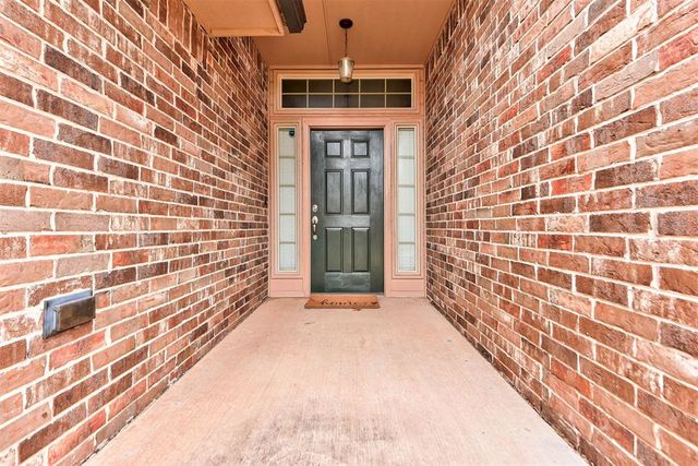 501 Crestland Drive, Norman, OK 73071